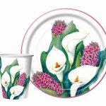 Комплект одноразовой посуды и салфеток Каллы.
